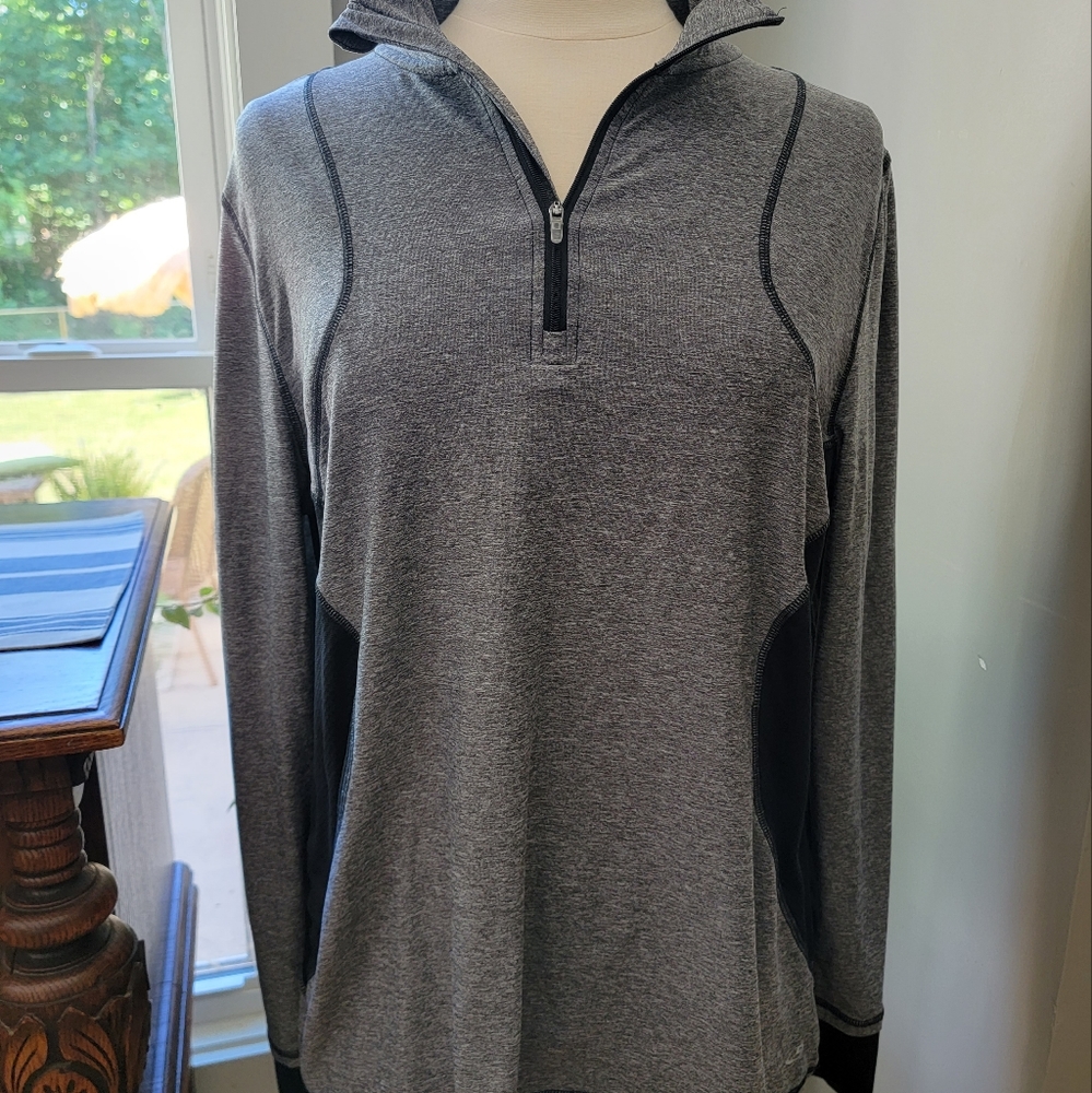 Champion zip top